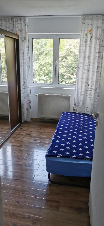 Confortable Cozy Apt Bukarest Exterior foto