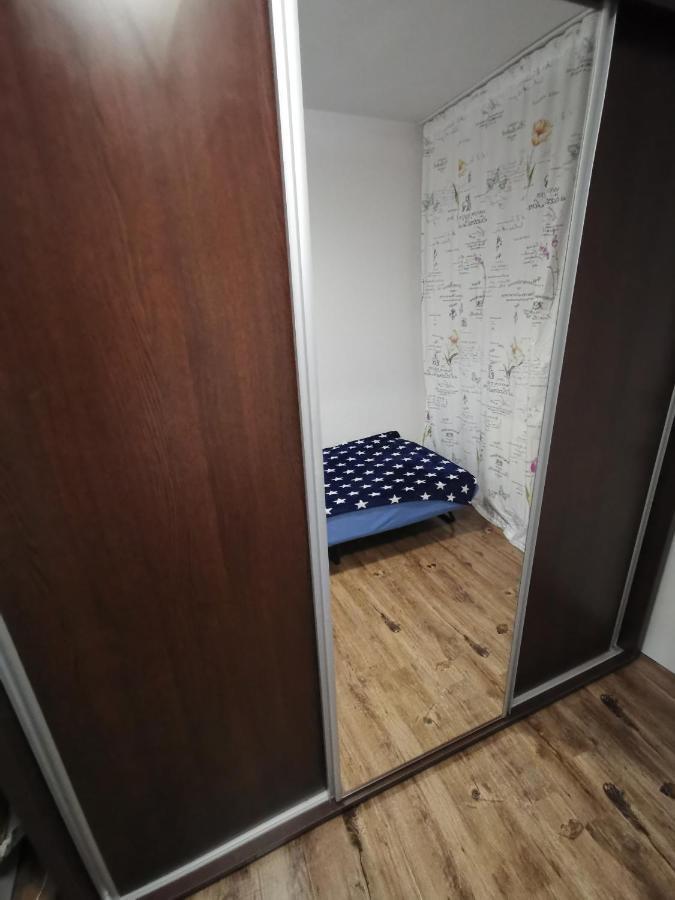 Confortable Cozy Apt Bukarest Exterior foto